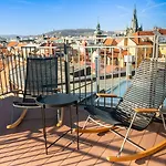 Miss Sophie's Downtown Prag