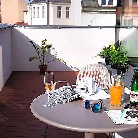 Отель Miss Sophie's Downtown 4*