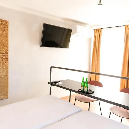 Miss Sophie's Downtown 4* براغ
