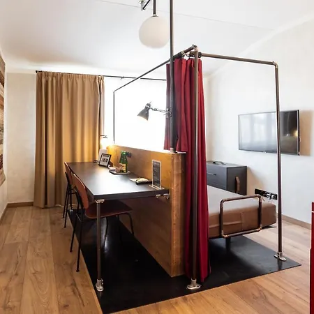 فندق Miss Sophie's Downtown 4*